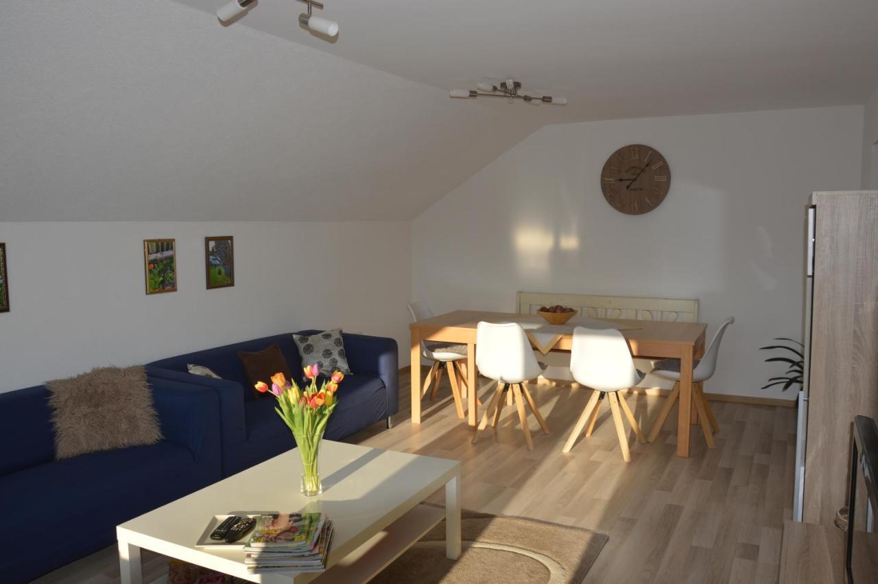 Ferienwohnung Anna อูลิงเกน-เบียร์เคนดอร์ฟ ภายนอก รูปภาพ