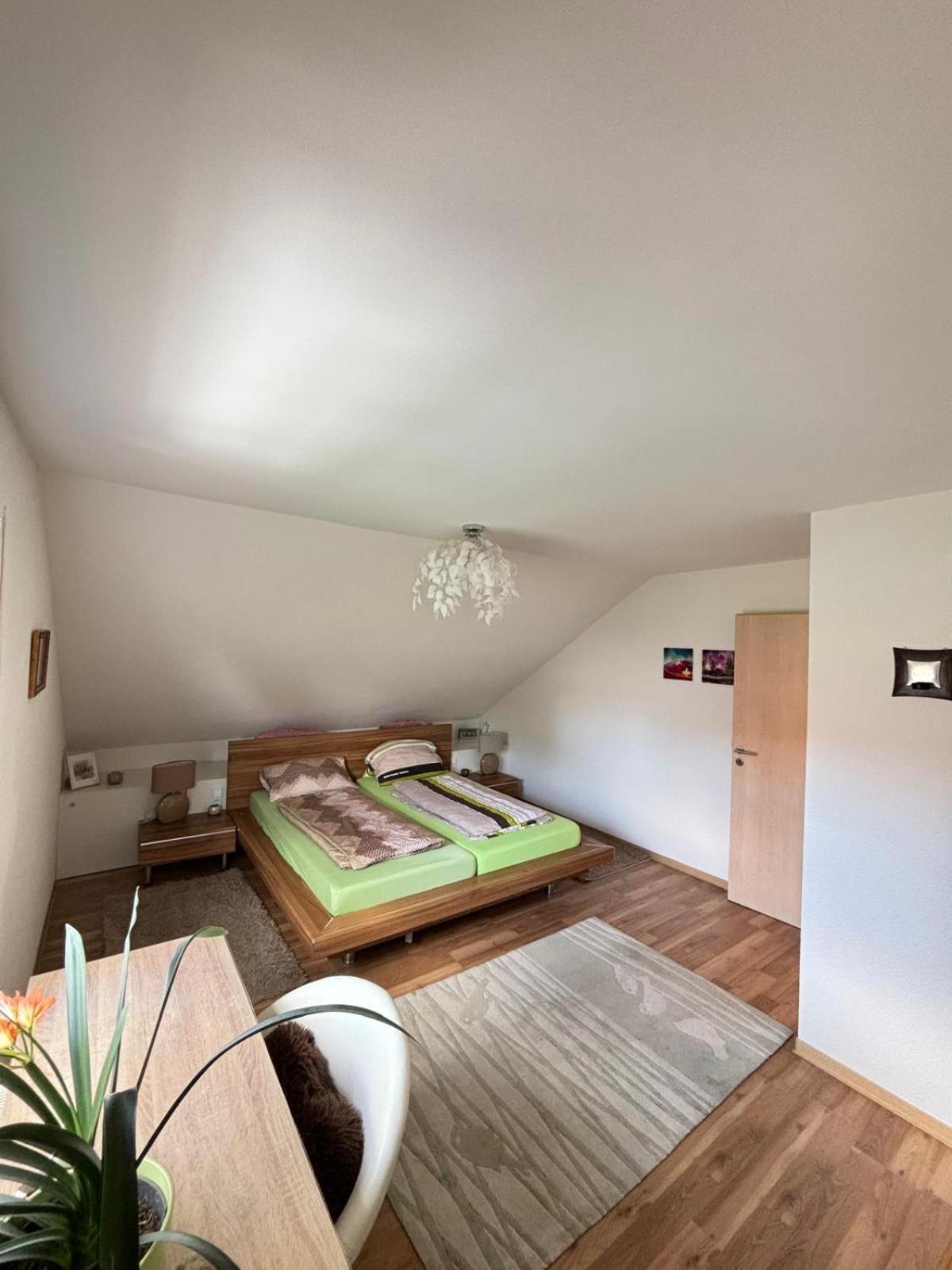 Ferienwohnung Anna อูลิงเกน-เบียร์เคนดอร์ฟ ภายนอก รูปภาพ